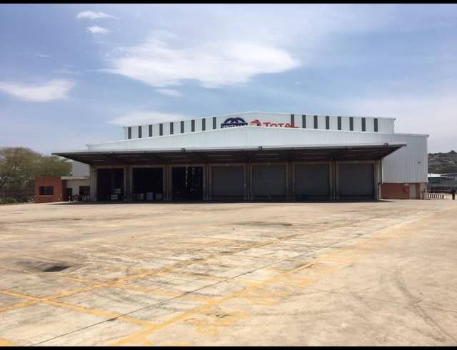 3,578M² WAREHOUSE TO LET IN RIVERHORSE VALLEY